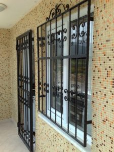 ferforje-balkon-kapilari-ve-pencere-kolkuluklari_0034769001513679773